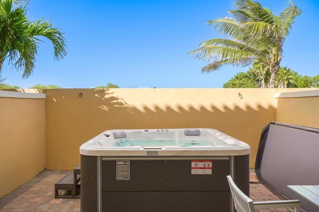 Special House In Gold Coast With Private Jacuzzi Villa Palm Beach Exterior photo